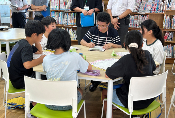 ���w�Z�ł̎��ƕ��i1